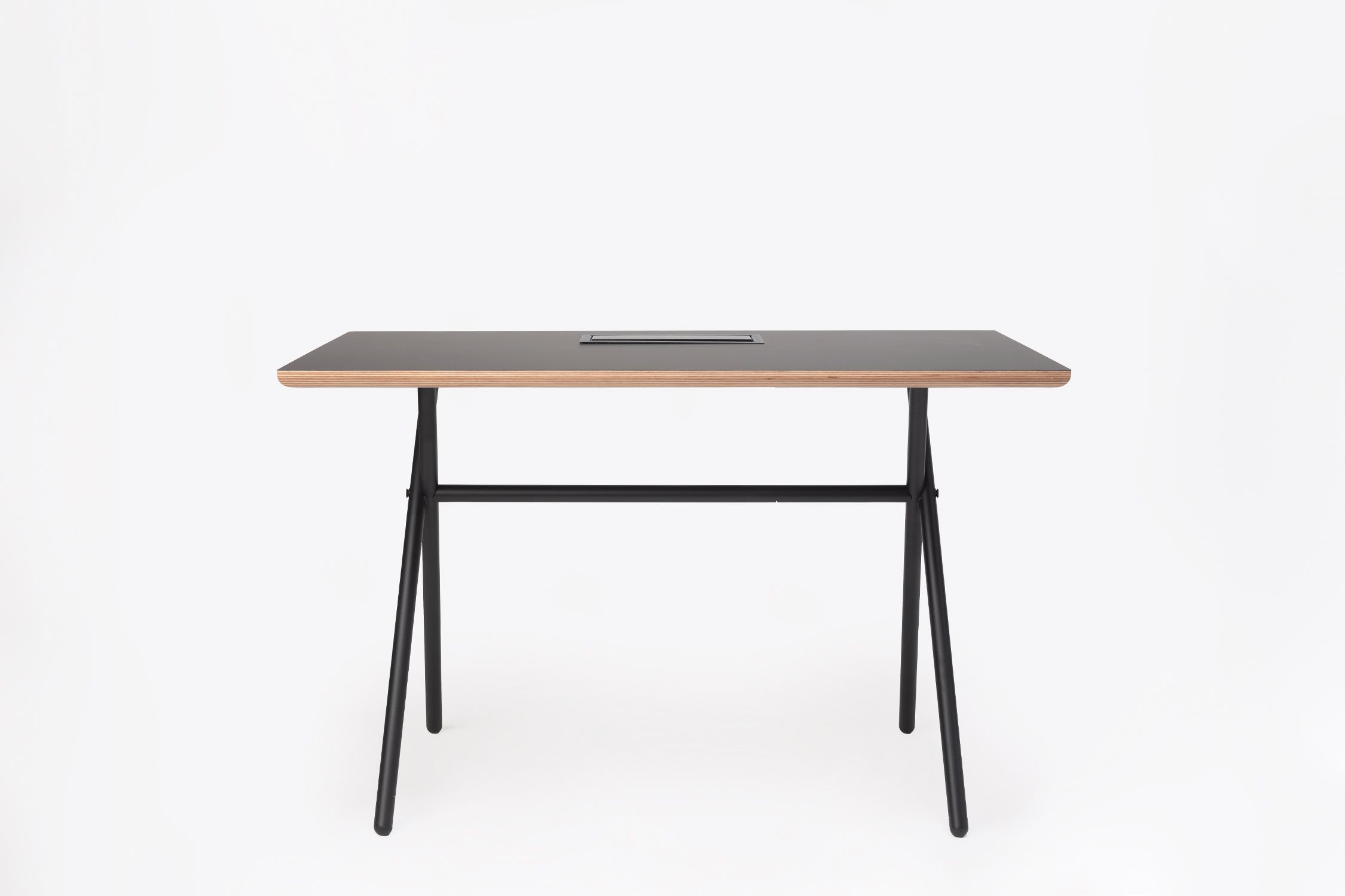 Bai Schreibtisch